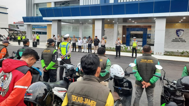 Ditlantas Polda Jambi Gandeng Komunitas Ojek Online Perkuat Kamseltibcarlantas